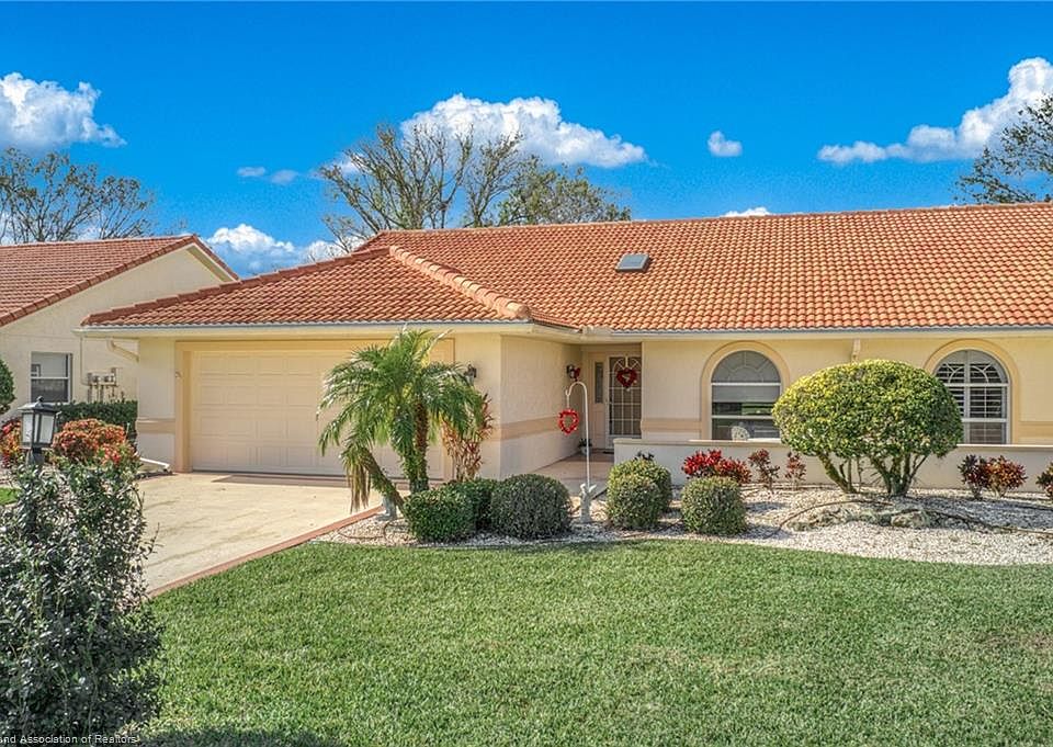 1st image of 3917 Catalina Dr