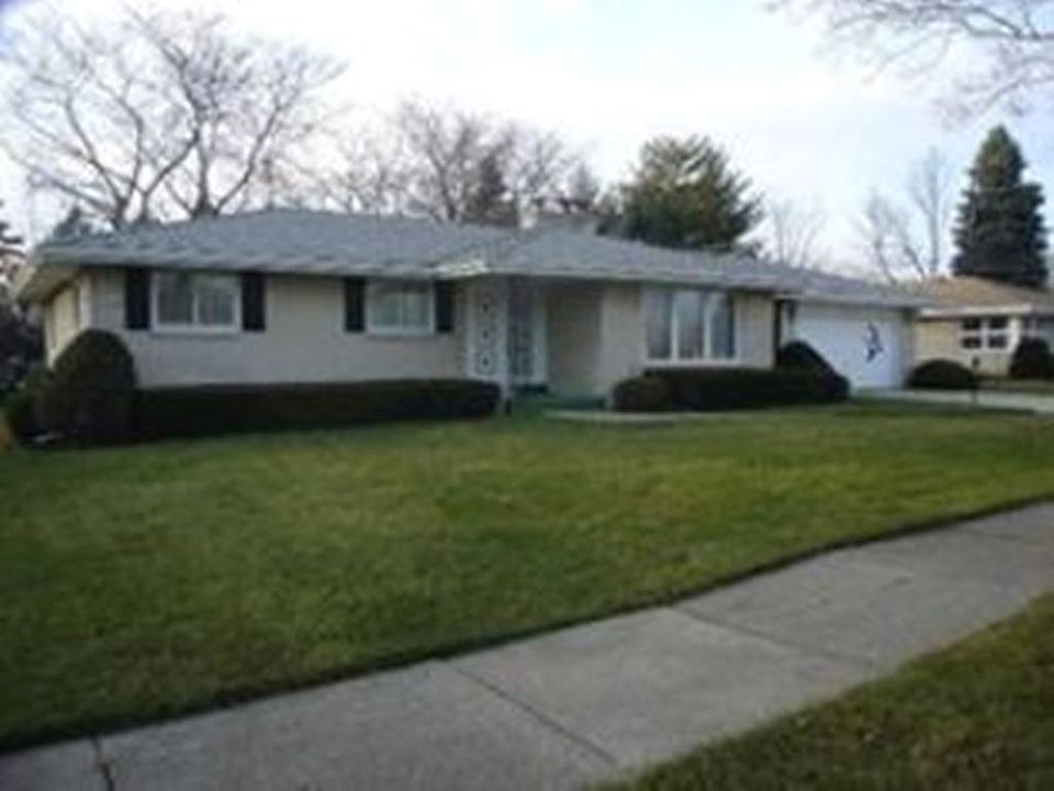 712 Keller Prkwy.
