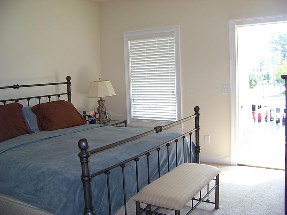 2nd Master, Private Bath & Balcony