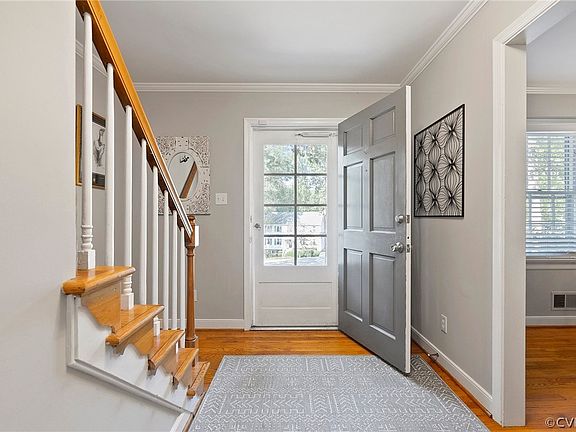 4th image of 1615 Lancashire Dr