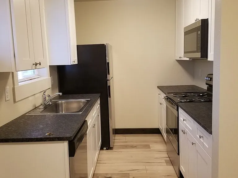 209 Jewel Basin Ct — Photo 2