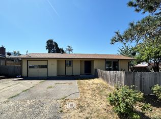 2 E 3rd St, Lowell, OR 97452