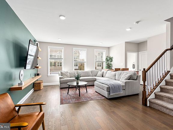 3rd image of 57 Sullivan Way