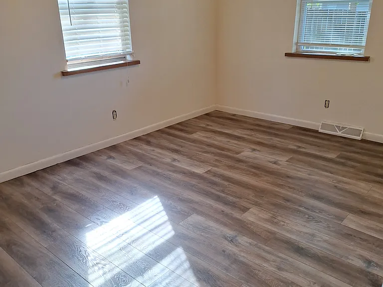 Back bedroom