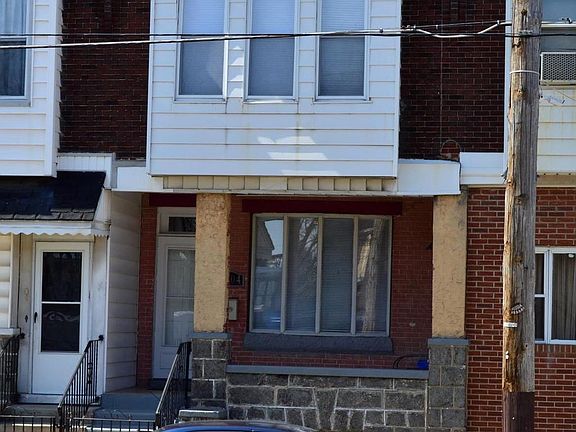 2nd image of 2304 Margaret St