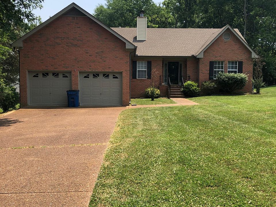 1st image of 864 Stonebrook Blvd