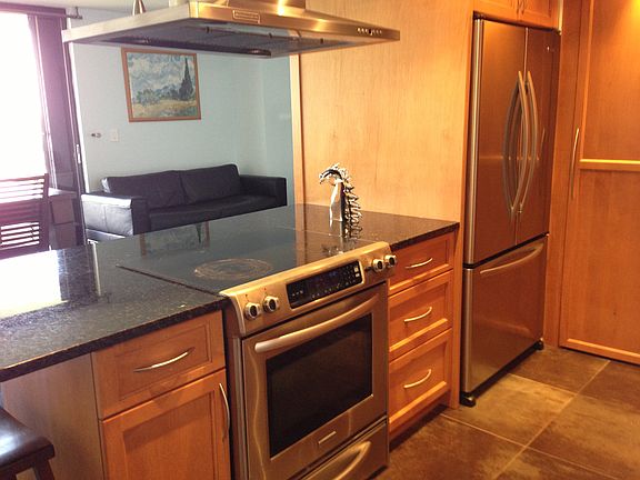 3rd image of 720 Coral Way APT 7D
