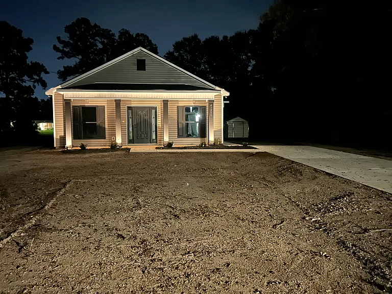 41255 Bush Ln — Photo 1