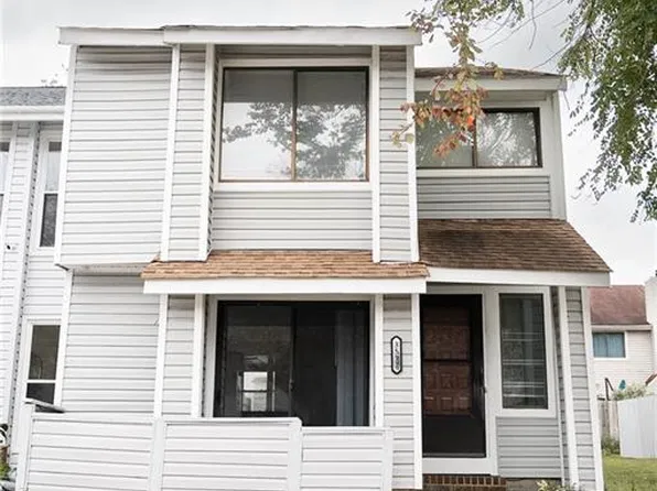 3511 Smokey Chamber Dr, Virginia Beach, VA 23462