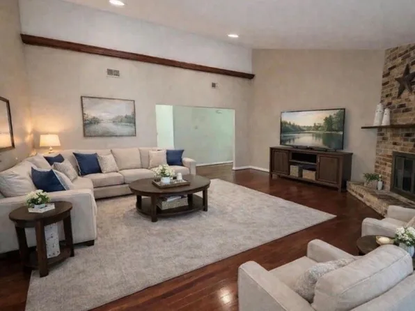 1408 Brandon Ct, Bay City, TX 77414