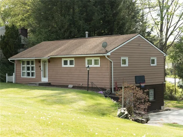 423 Moreland Dr, Franklin, PA 16323
