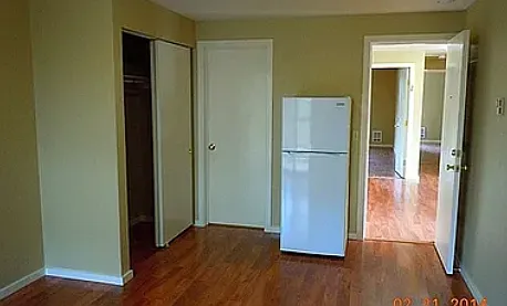 1 bed, $1,000 — Photo 2