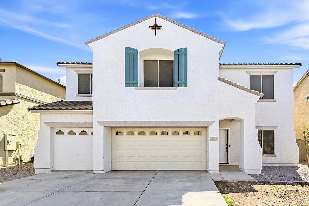 5 bed, 3.0 bath, 4040 sqft, $2,930 — Photo 1