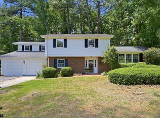 6725 W Lake Anne Dr, Raleigh, NC 27612