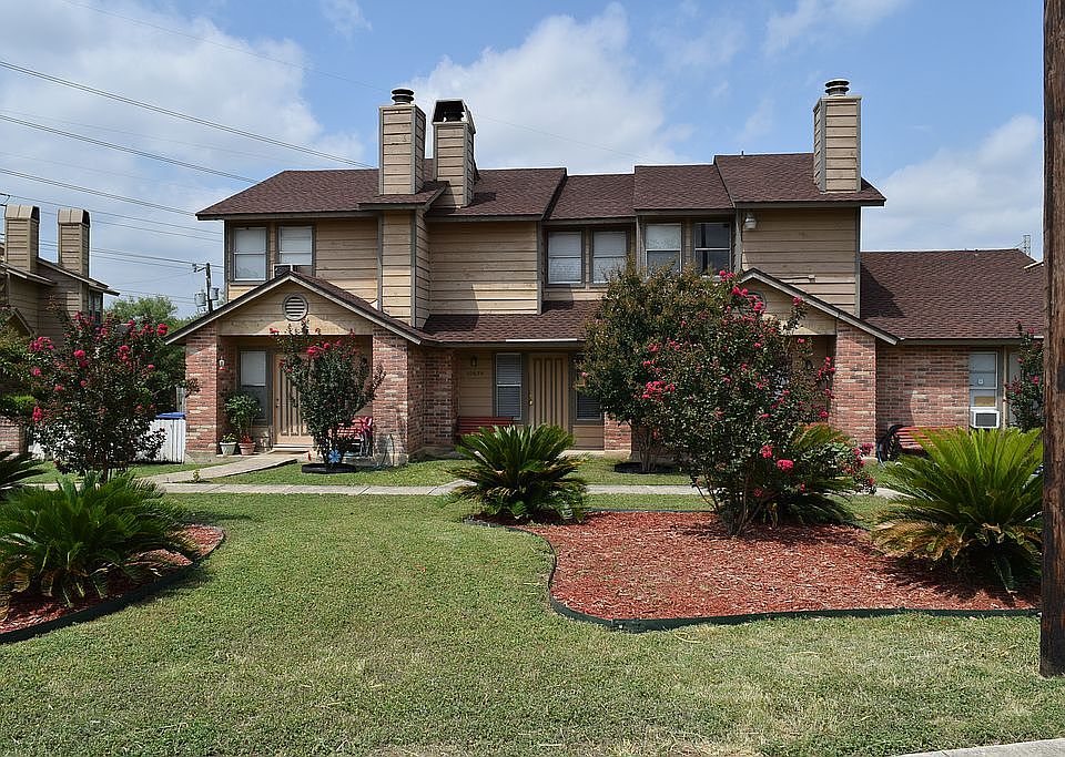 1st image of 10663 Starcrest Dr