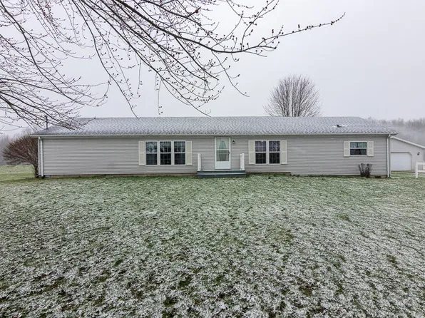 40021 County Road 665, Paw Paw, MI 49079