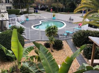 901 NE 16th Ave, Fort Lauderdale, FL 33304