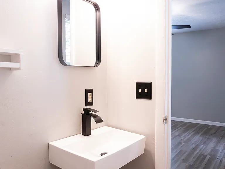 103 Robleigh Dr — Photo 17