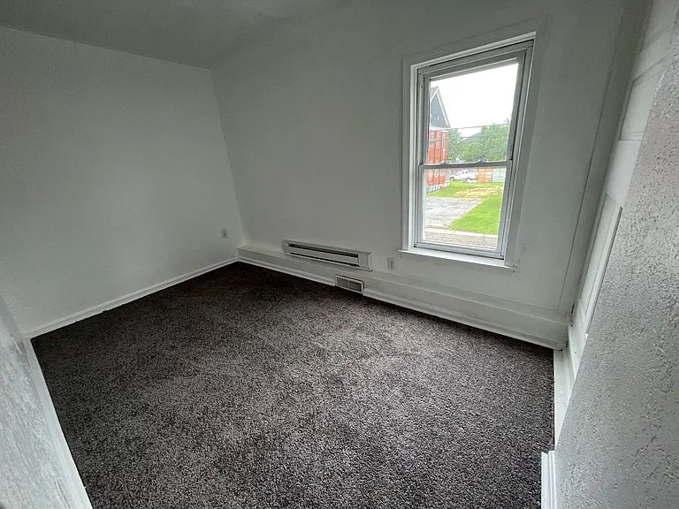 112 Beach St — Photo 18