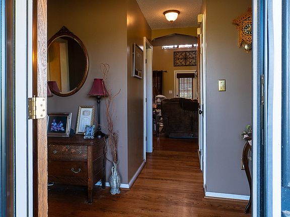5th image of 175 Oak Ridge Rd