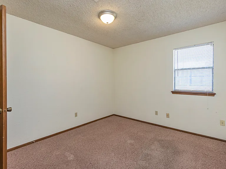 1305 Sequoyah Ave — Photo 17