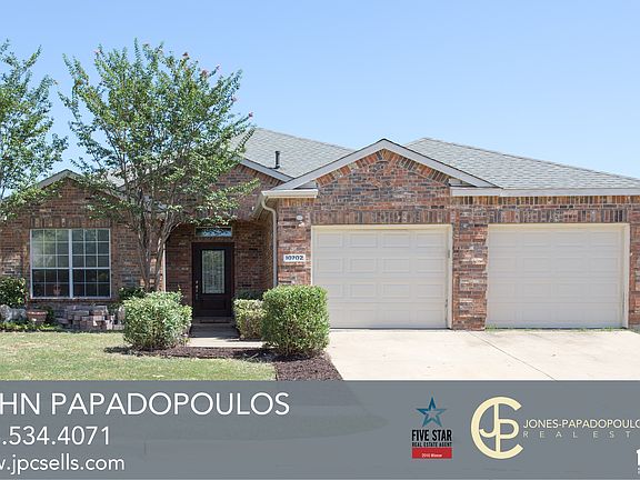 2nd image of 10702 Gleneagles Ln
