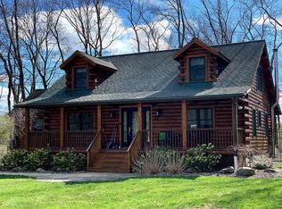 208 Libertyville Rd, New Paltz, NY 12561