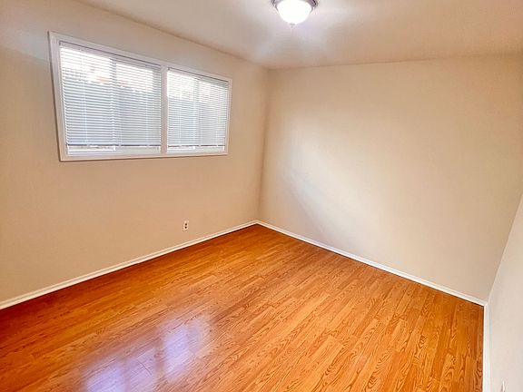 5th image of 3416 Taraval St #2