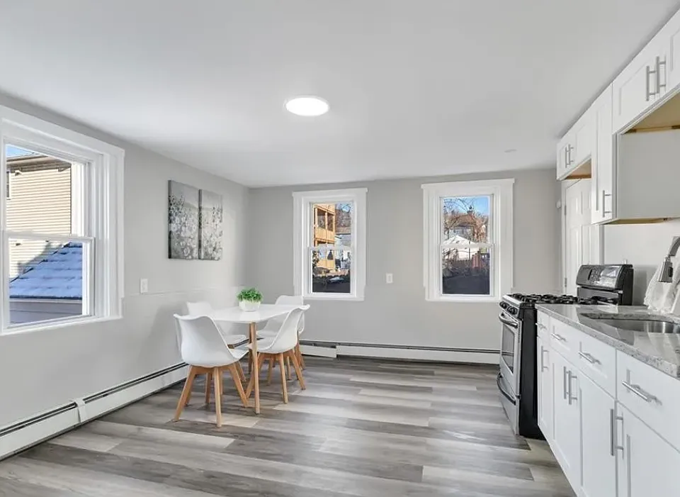 43 Jenkins St #1