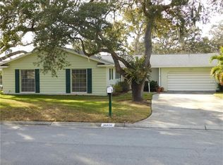 10220 Bay Hills Dr, Largo, FL 33774