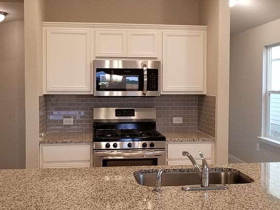 5th image of 3210 Crystal Bend Dr