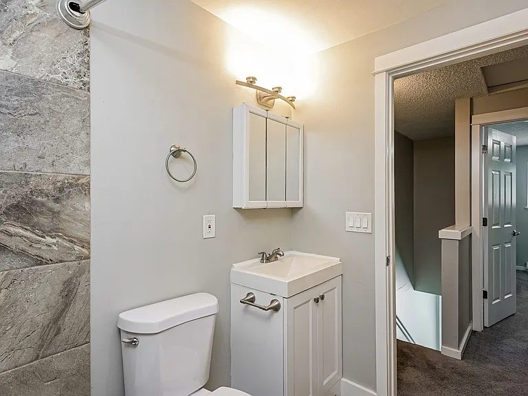 5011 SW Beaverton Hillsdale Hwy — Photo 33