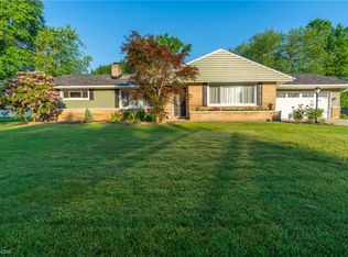 13233 Parkview Ave NW, Uniontown, OH