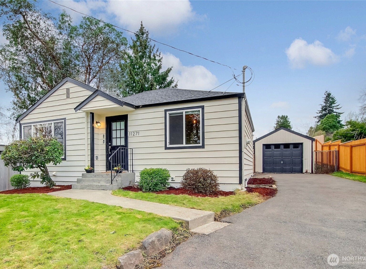 11271 35th Avenue SW, Seattle, WA 98146 | Zillow