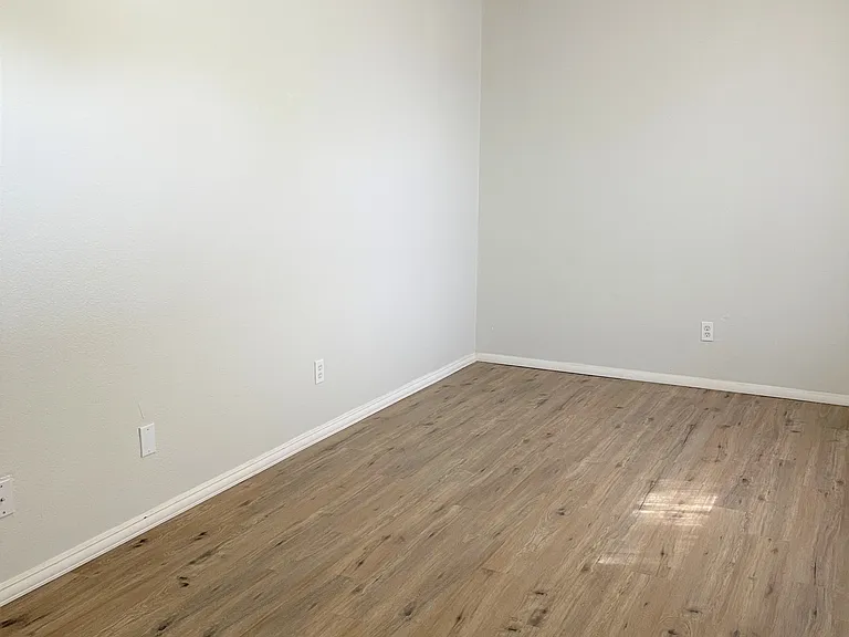1504 N French St #B — Photo 22