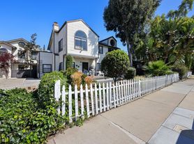 1934 - 1938 1/2 Thomas Ave