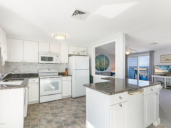 3rd image of 98 Arnold Blvd #1 and 2