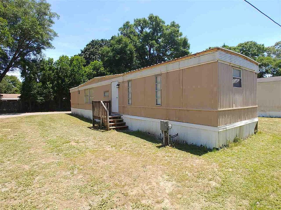 1st image of 2821 Hillcrest Ave #3
