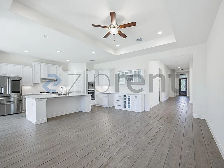 28414 Shailene Dr — Photo 5