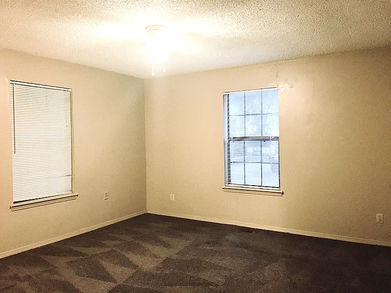 3743 S 28th West Ave — Photo 4