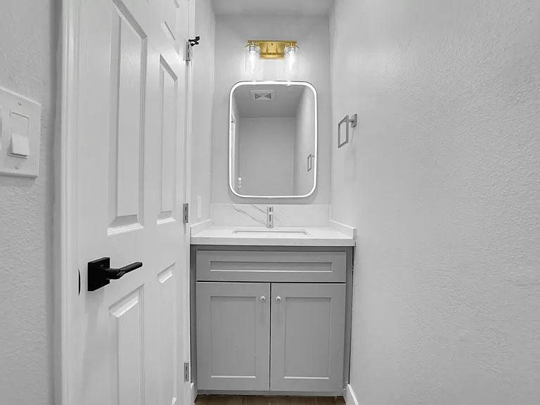 862 W. Mines Avenue — Photo 25
