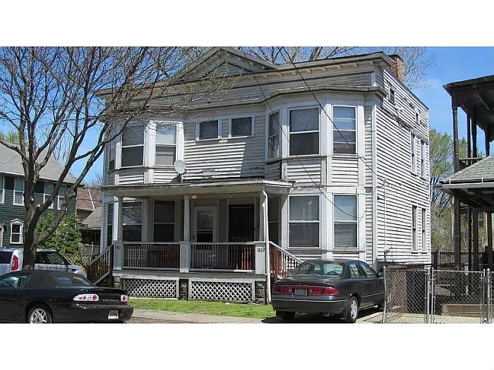 1801 W 32nd St photo 1
