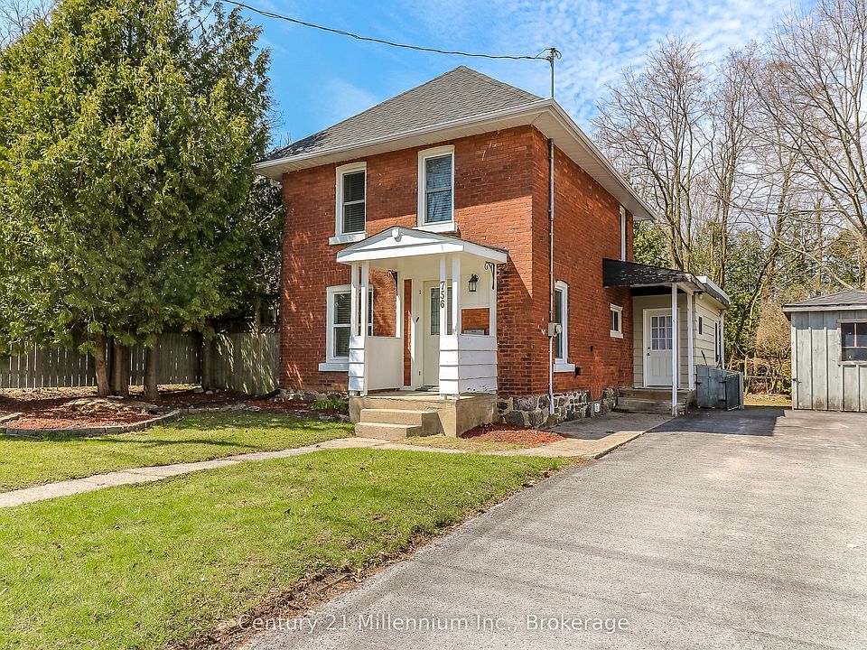 1st image of 756 Quebec St