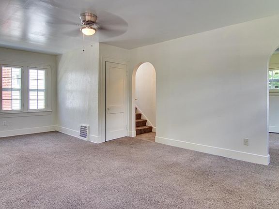 5th image of 745 Noble Ave
