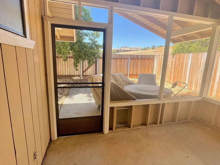 4929 Sparrow Hawk Ln — Photo 17