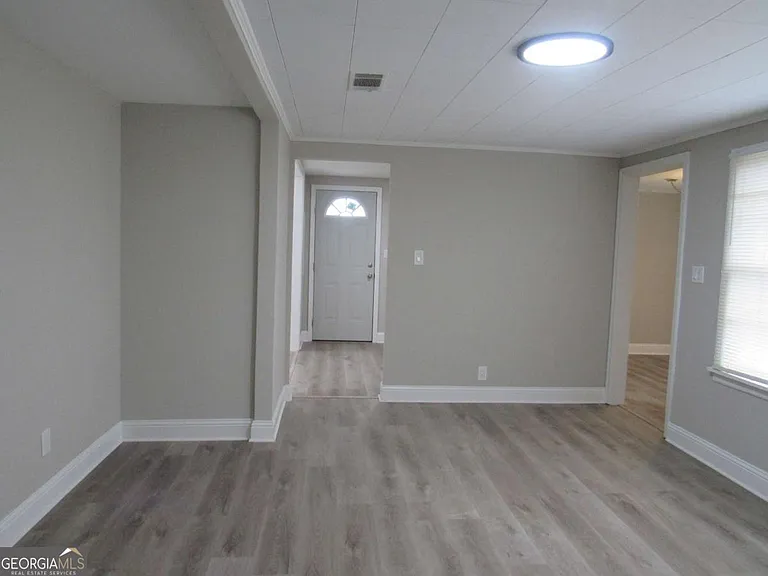 112 Judy Ave — Photo 25