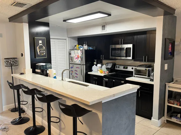 4952 Sheridan St #2, Hollywood, FL 33021