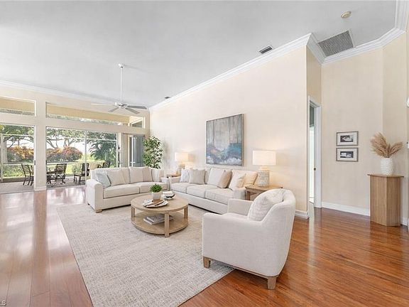 2nd image of 19348 Silver Oak Dr