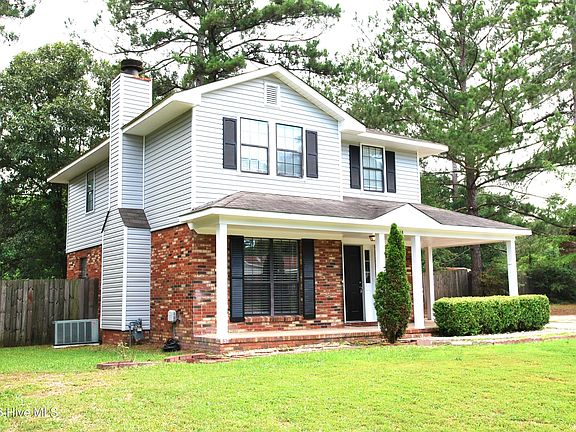 3rd image of 2816 Butler Manor Drive