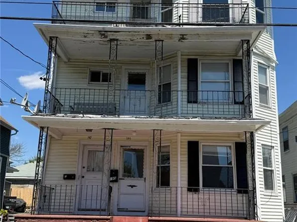 195-197 Ohio Ave, Providence, RI 02905